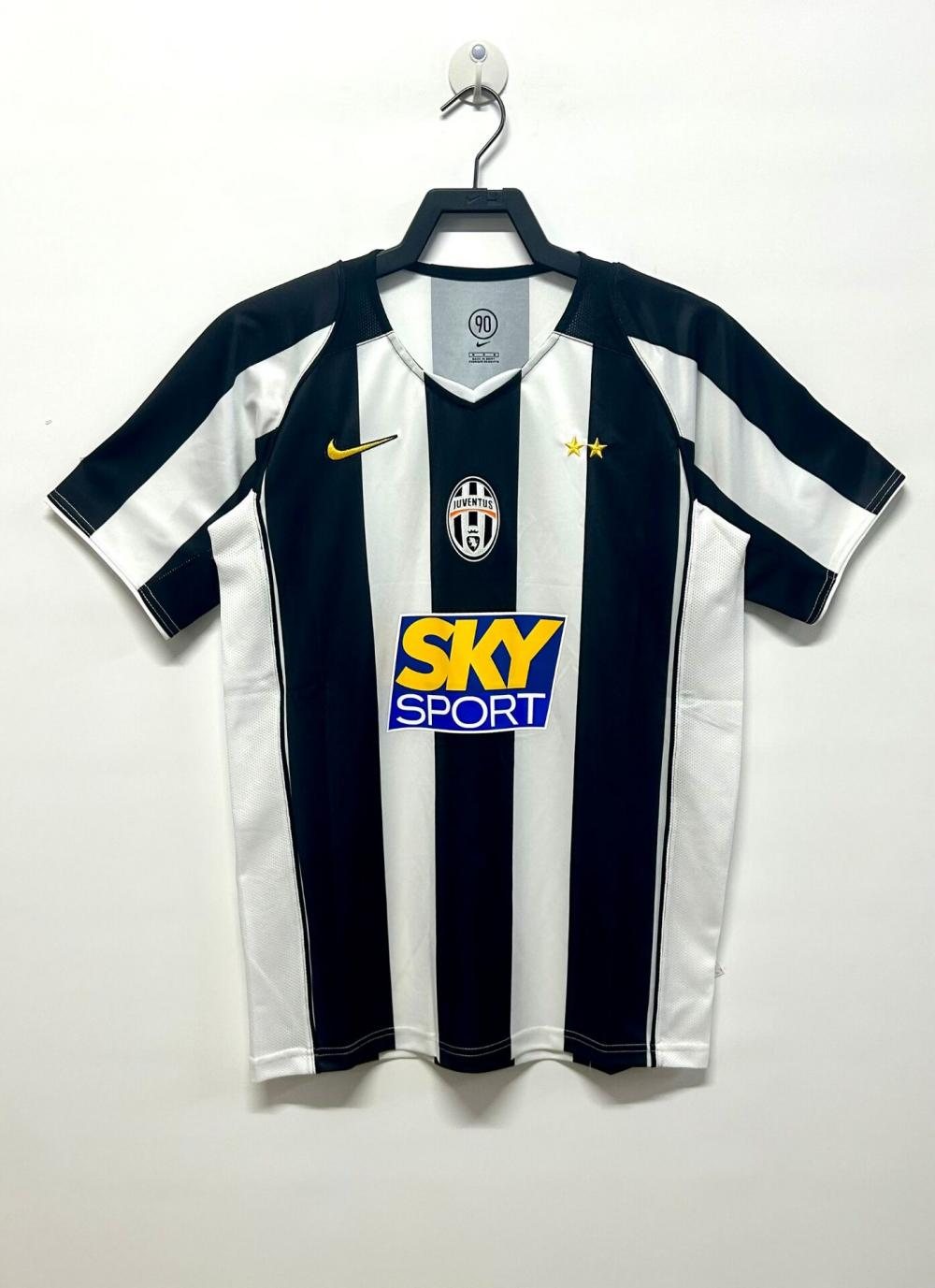 2004-05 Juventus Home Retro Jersey