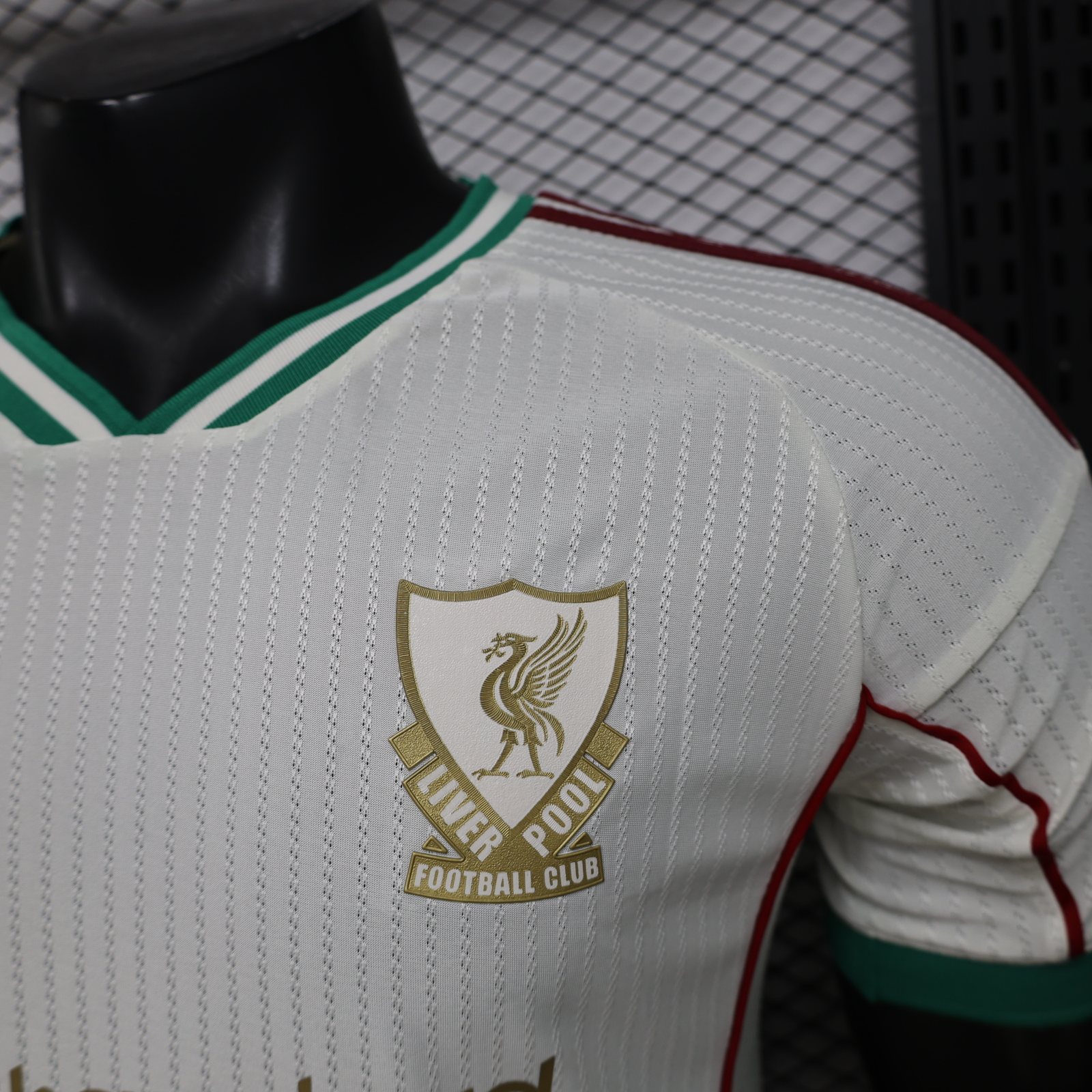 2025-26 Liverpool Retro Casual Jersey