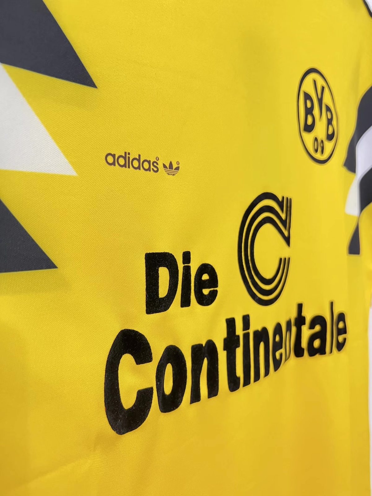 1989 Borussia Dortmund Home Retro Jersey