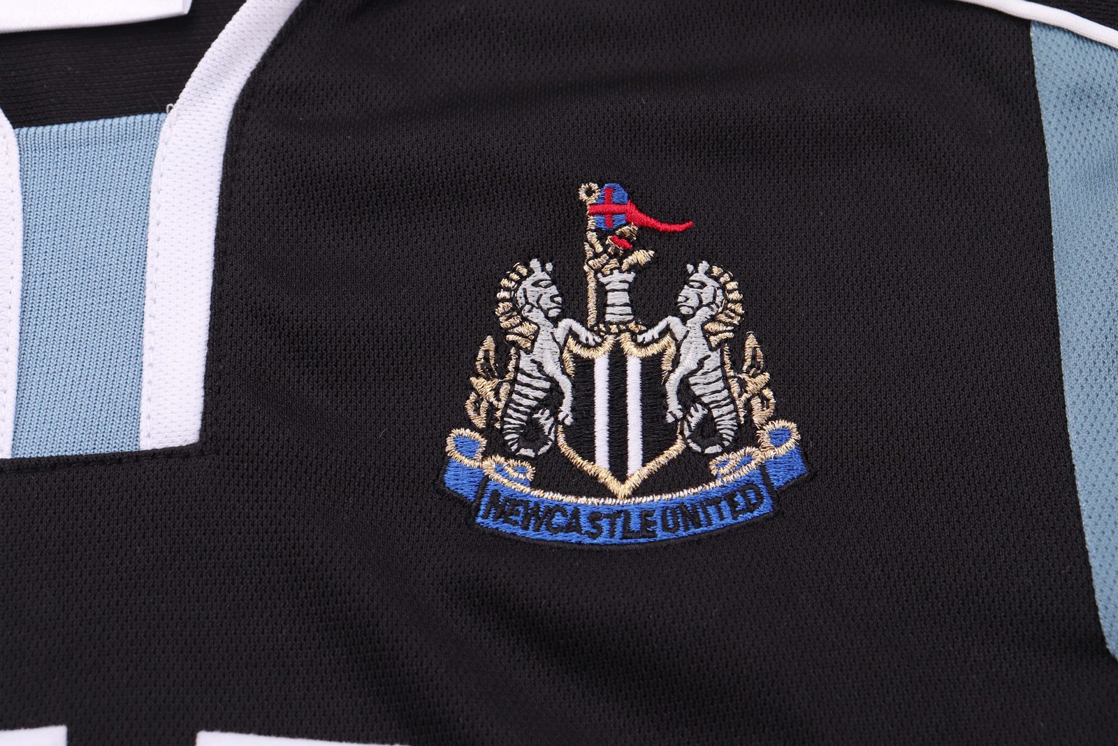 2000-01 Newcastle United Away Retro Kit - Children's