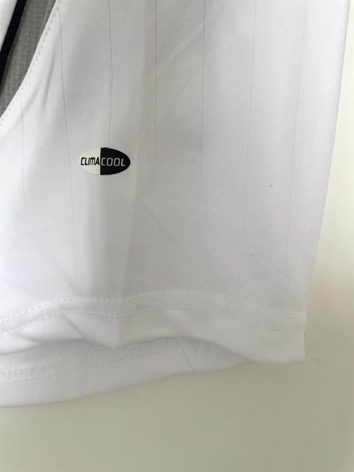 2006-07 Real Madrid Home Long-Sleeve Retro Jersey
