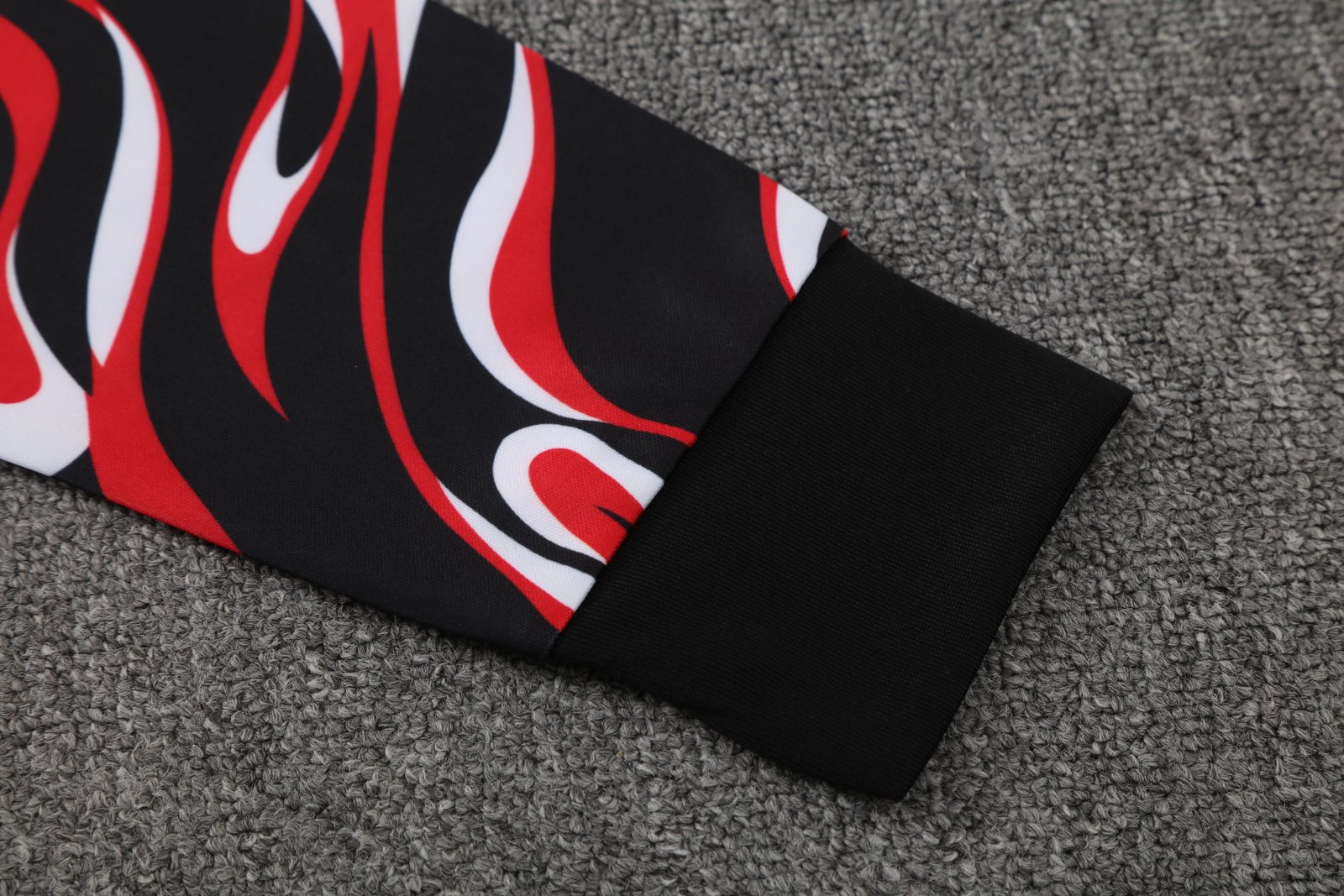 2025-26 Manchester United Black and Red Training Hooded Jersey