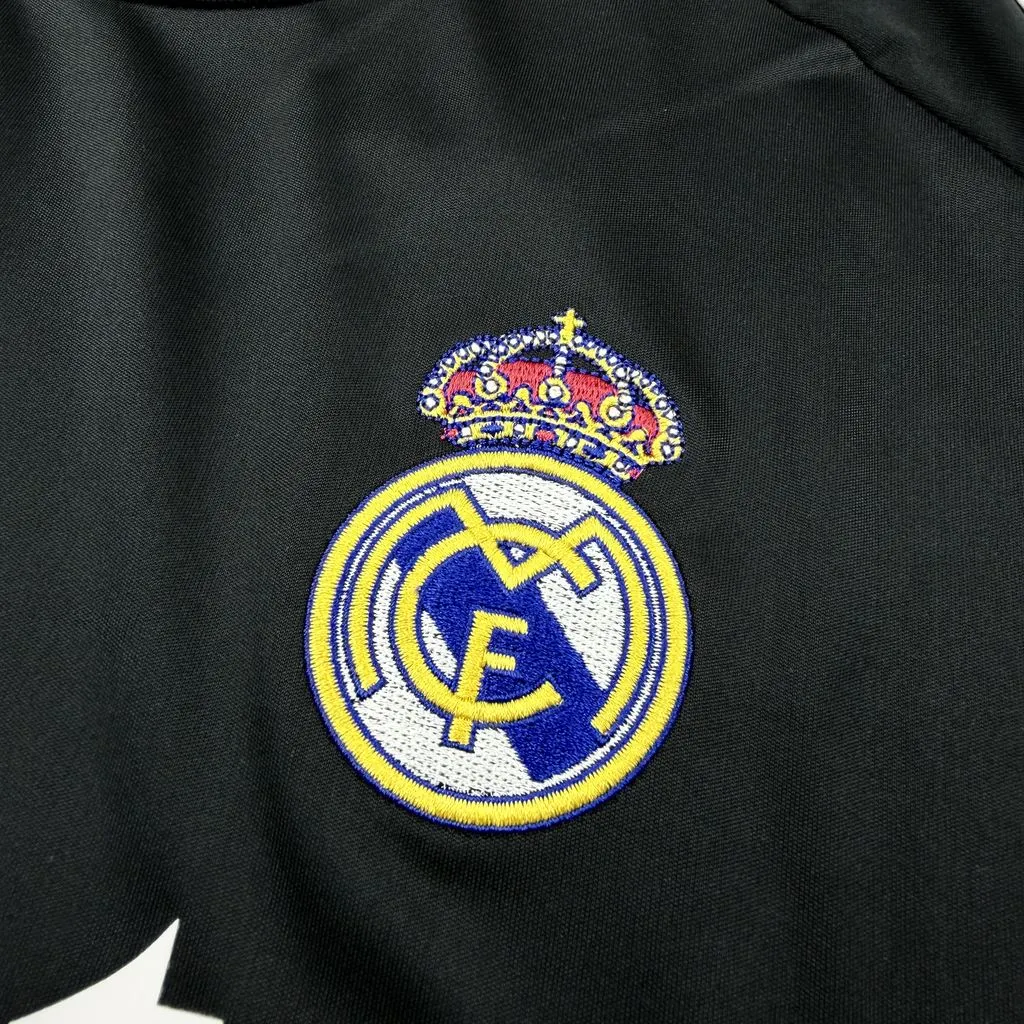 2026-27 Real Madrid Goalkeeper Jersey - Fan Edition