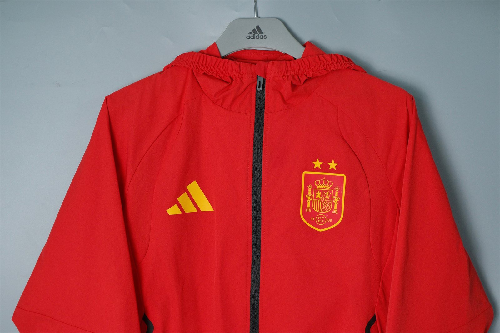 2026-27 Spain Hooded Waterproof Windbreaker