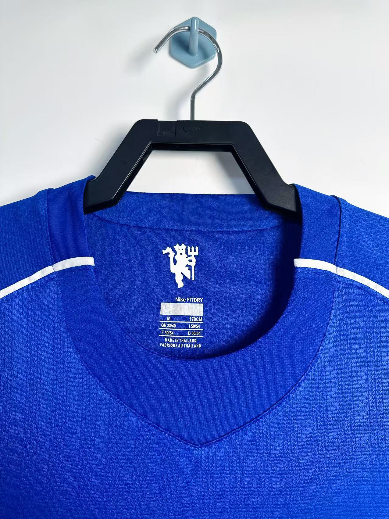 2007-08 Manchester United Goalkeeper Retro Long-Sleeve Jersey
