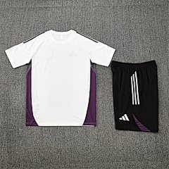 2025-26 Manchester United white short-sleeved training jersey