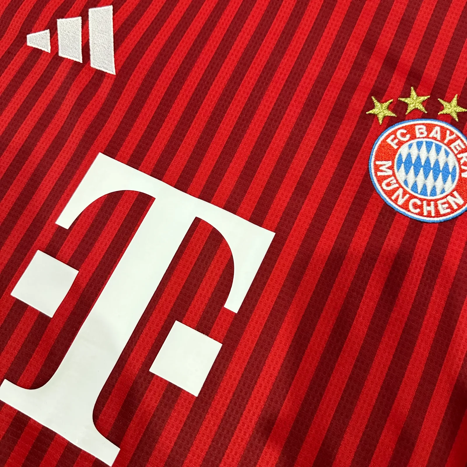 2026-27 Bayern Munich Home Jersey – Fan Version