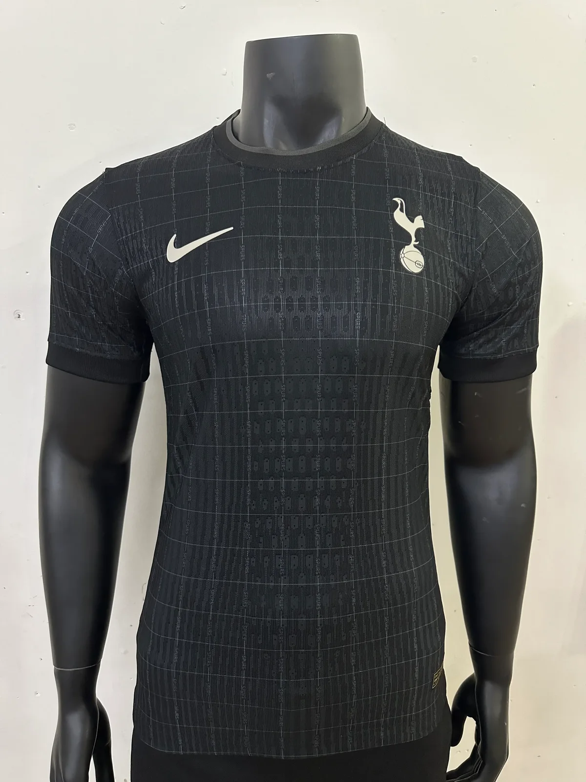 2025-26 Tottenham Hotspur Away Kit – Player Version