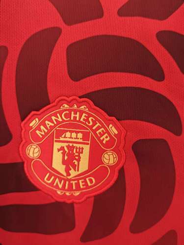 2026-27 Manchester United Training Kit - Fan Edition