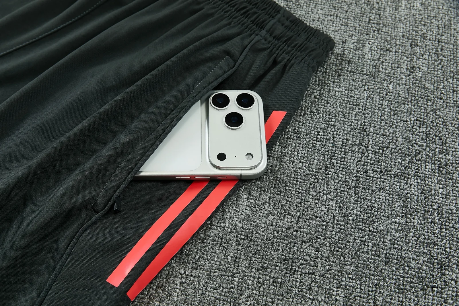 2025-26 Bayern Munich training vest jersey