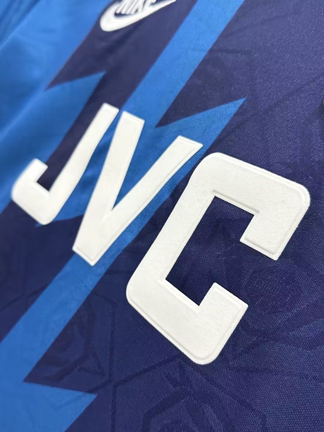 1995-96 Arsenal Away Long Sleeve Retro Shirt