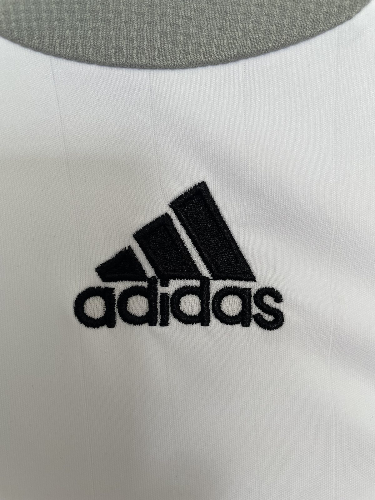 2006-07 Real Madrid Home Long-Sleeve Retro Jersey