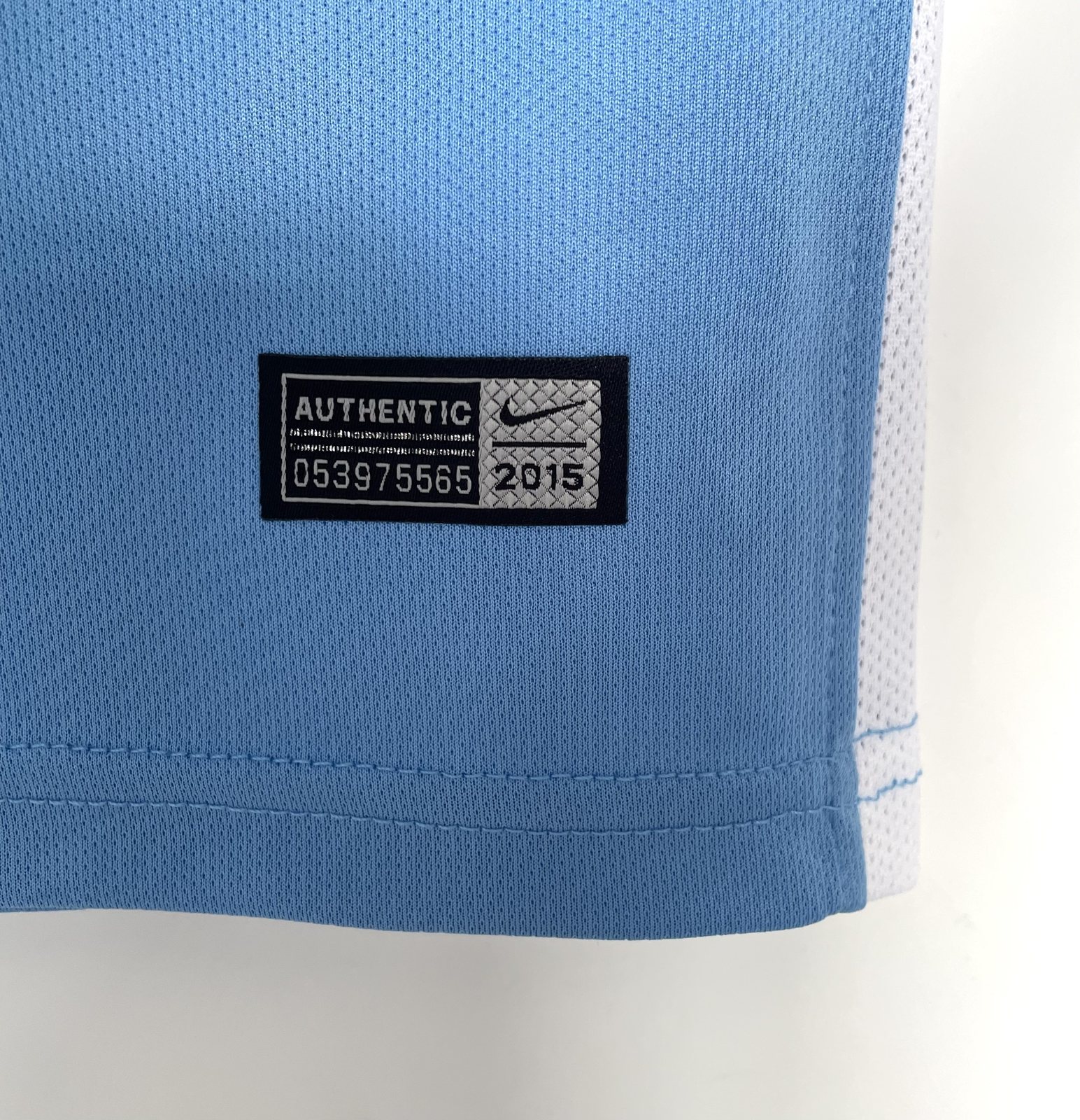 2015-16 Manchester City Retro Home Jersey