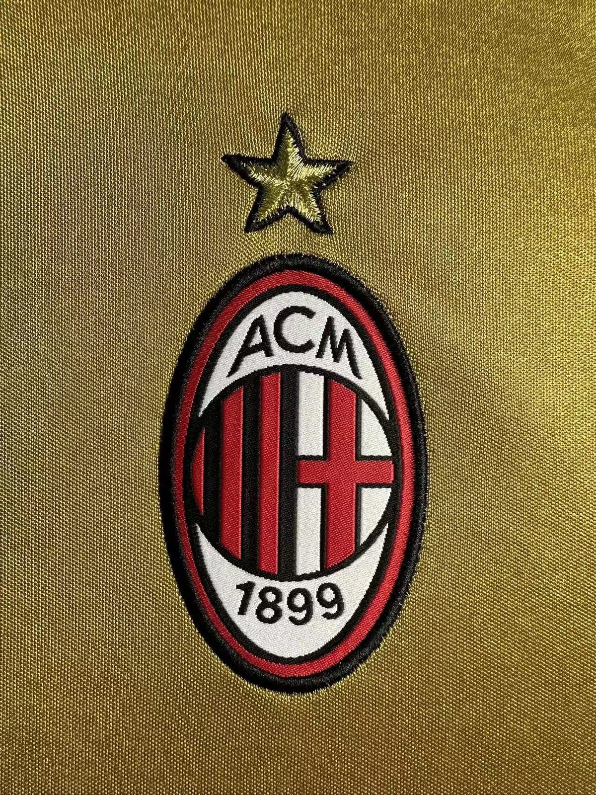 2013–14 AC Milan Away Retro Jersey