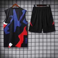 2025-26 Manchester United training vest jersey