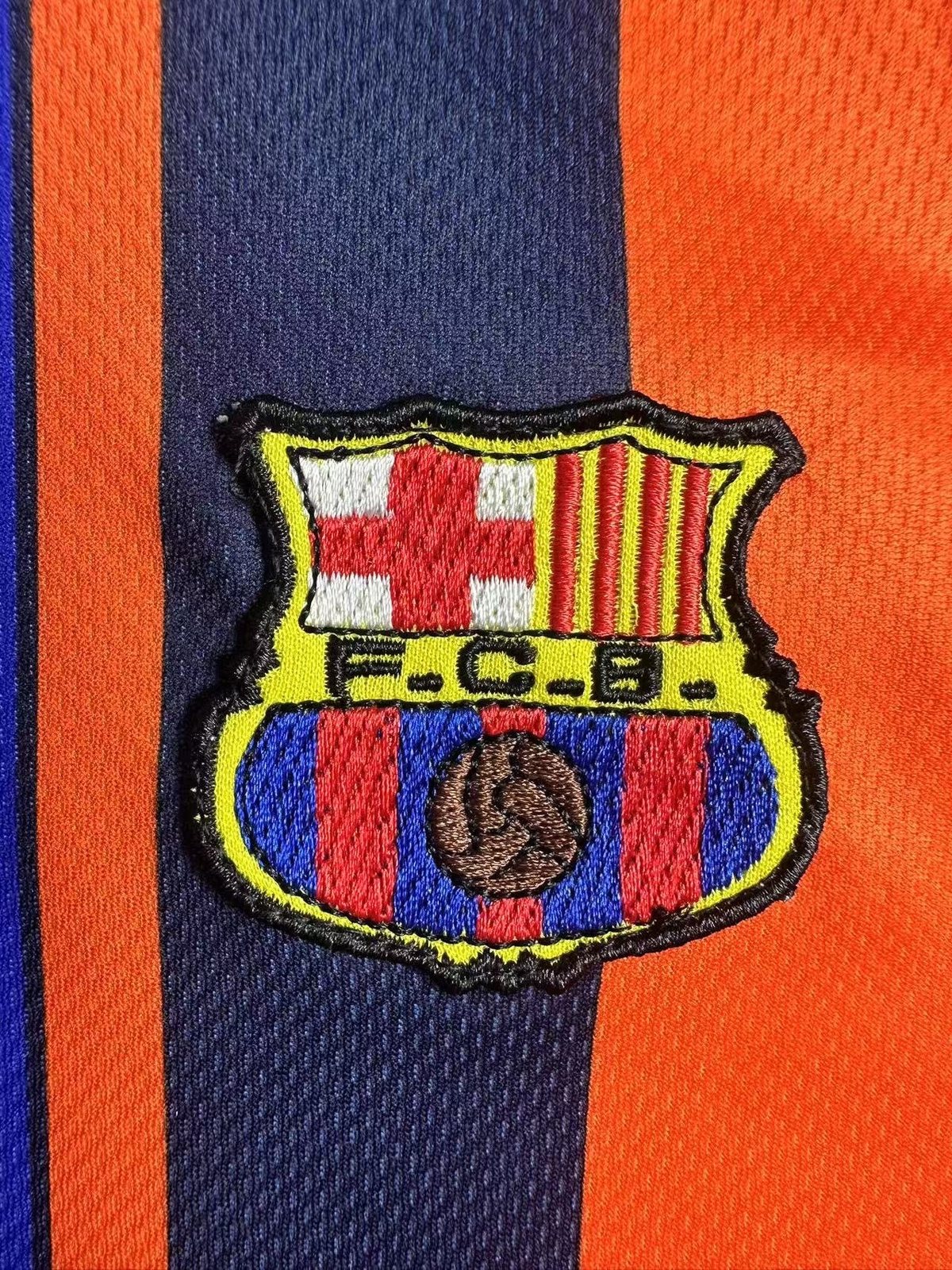1997-98 Barcelona Away Retro Jersey