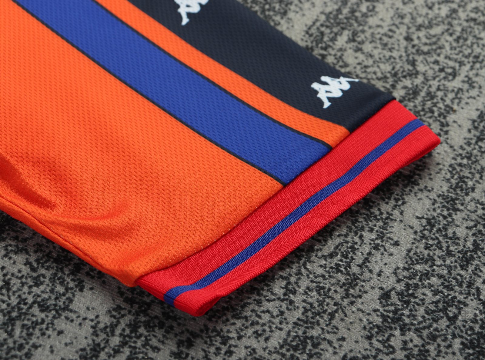 1997-98 Barcelona Away Retro Jersey - Kids