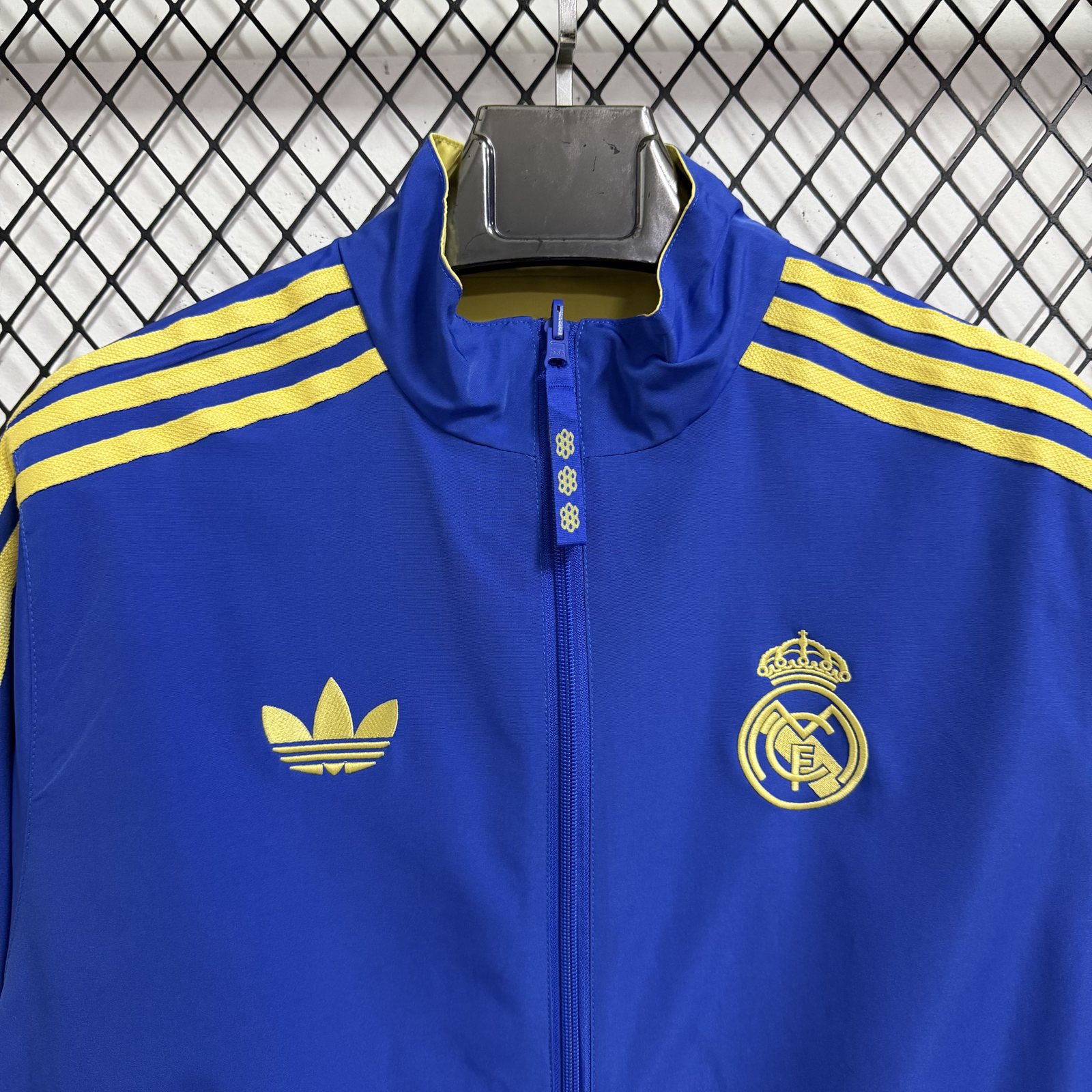 2025-26 Real Madrid Blue and Yellow Reversible Windbreaker Jacket