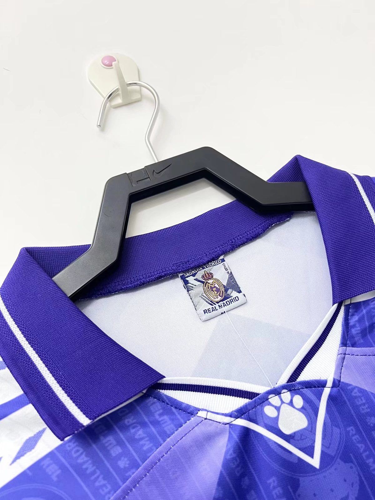 1996-97 Real Madrid Away Retro Jersey
