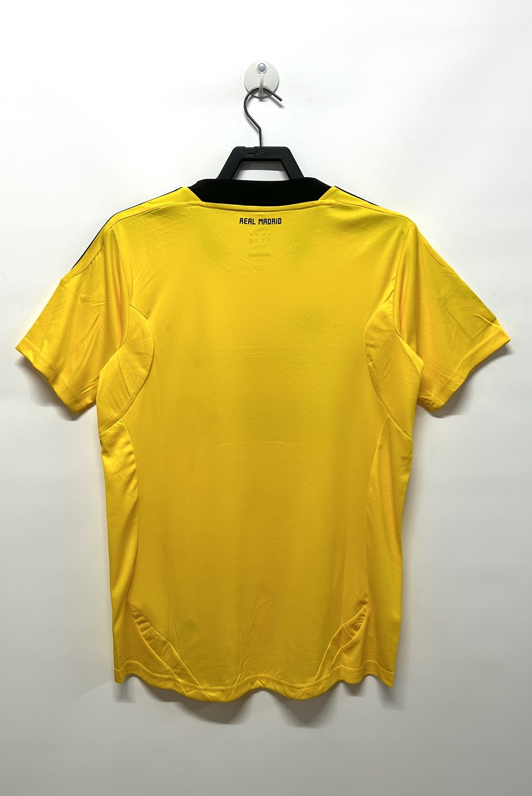 2011-12 Real Madrid Yellow Goalkeeper Retro Jersey