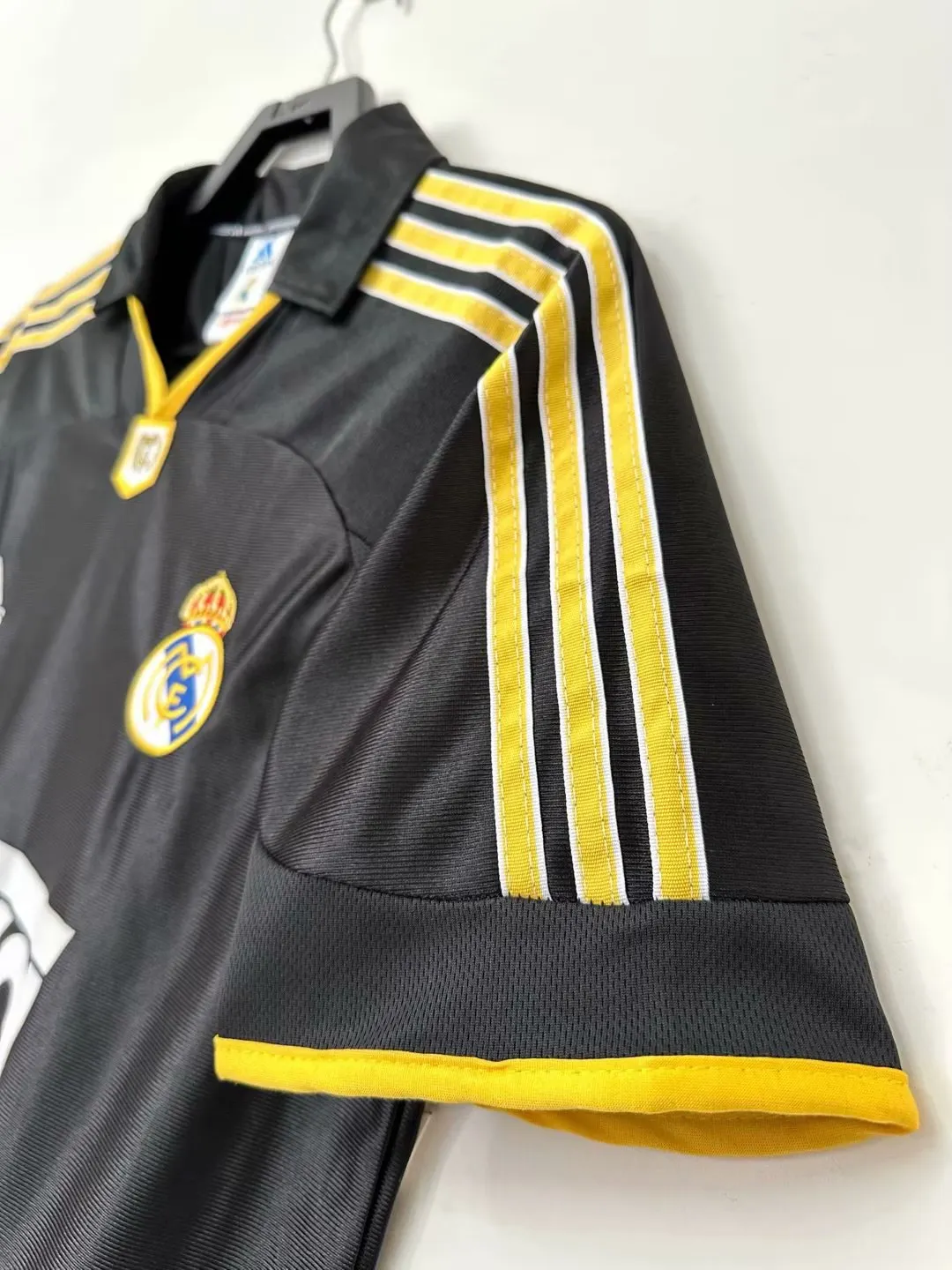 1999-01 Real Madrid Away Retro Jersey