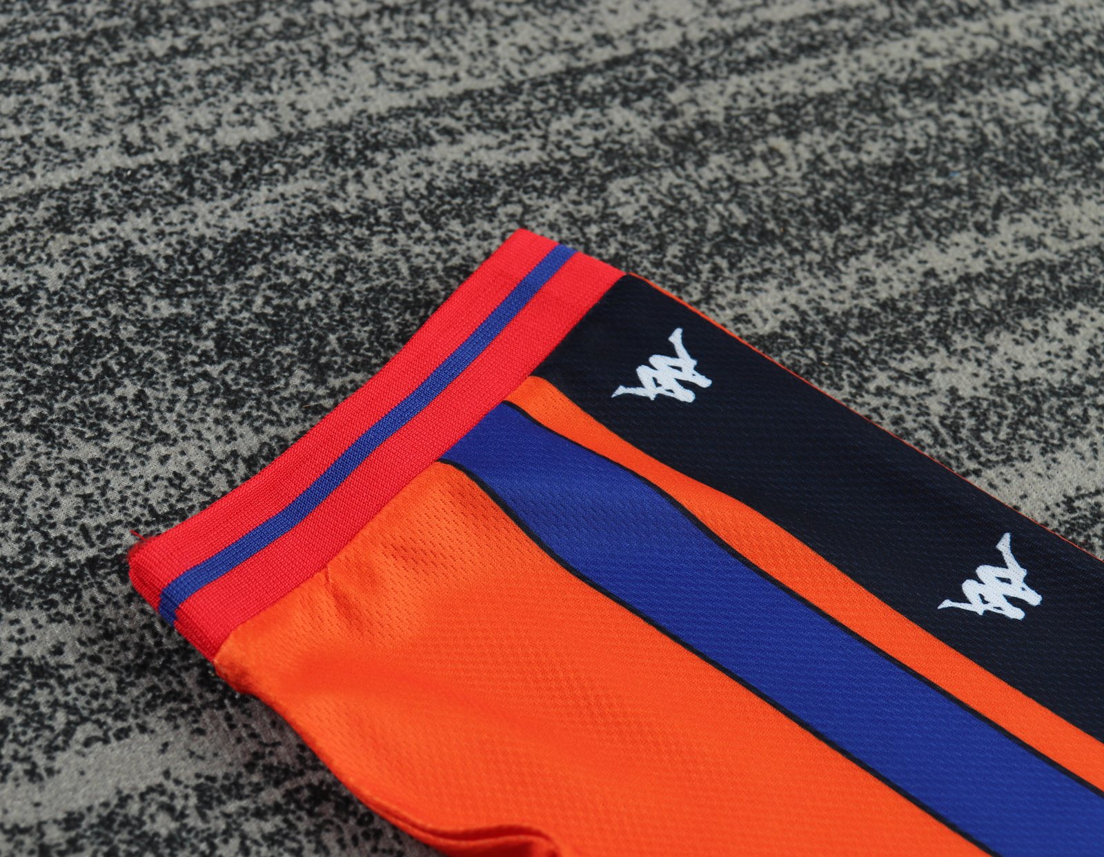 1997-98 Barcelona Away Retro Jersey - Kids
