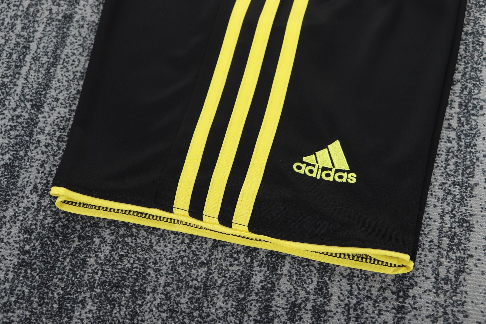 2010-11 Liverpool Second Away Retro Kit - Children's
