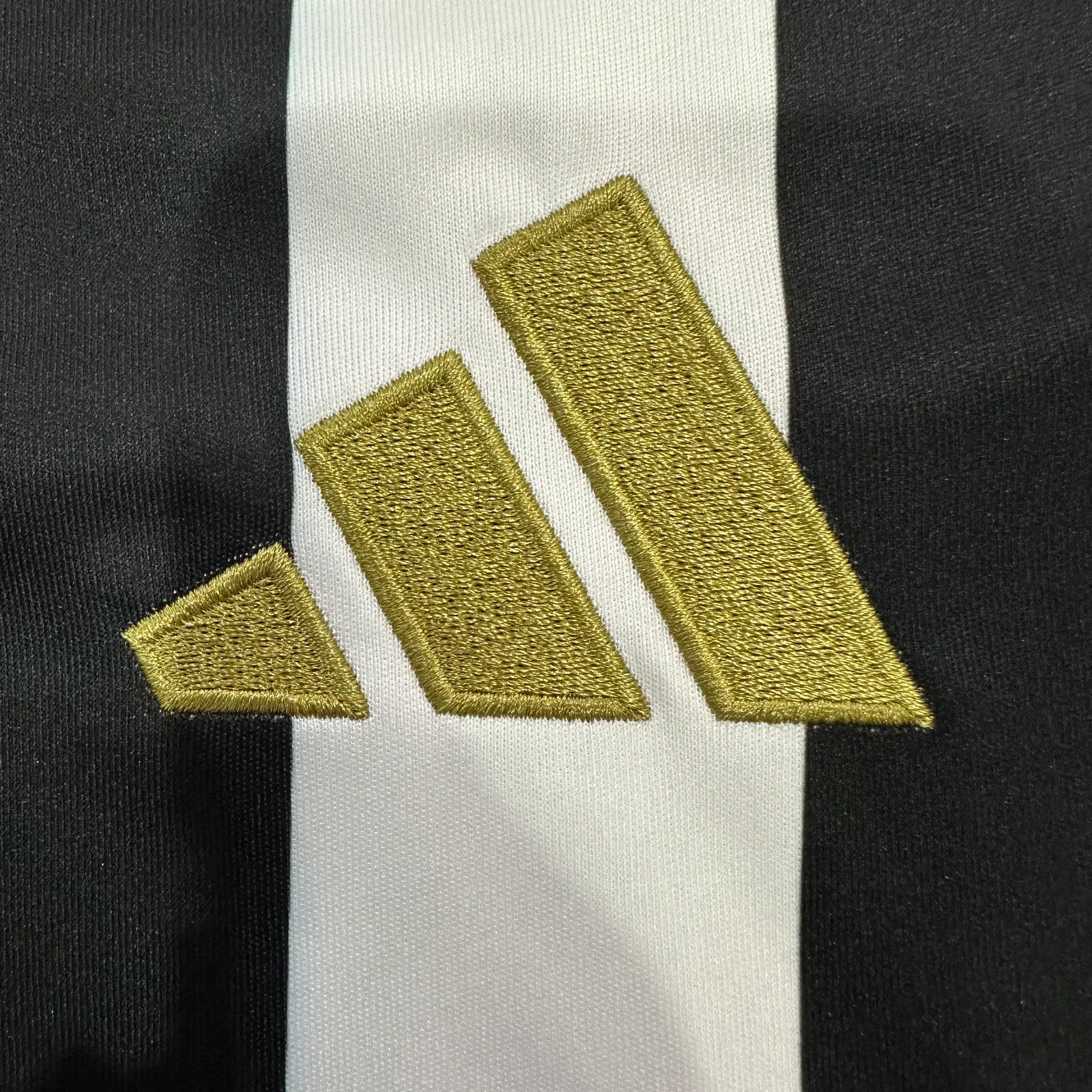 2026-27 Juventus Home Jersey - Fan Edition