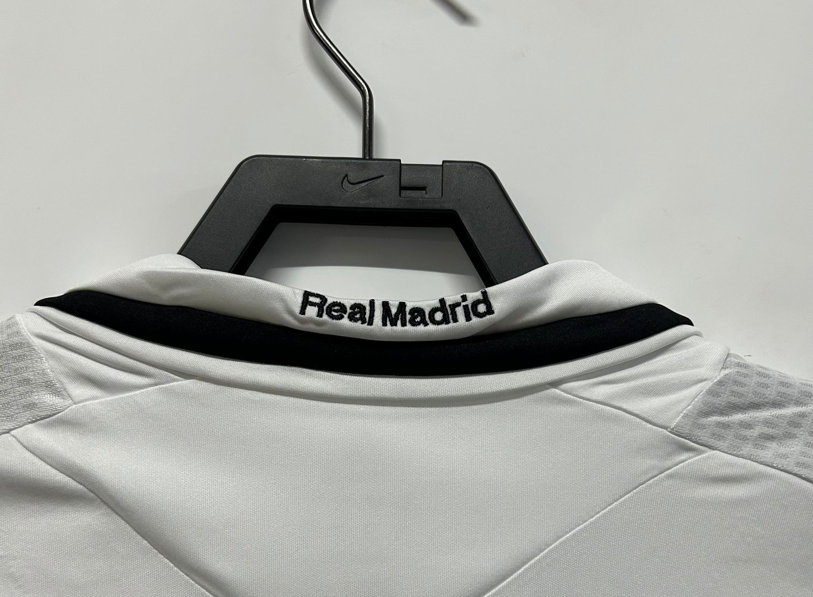 2008-09 Real Madrid Home Retro Jersey