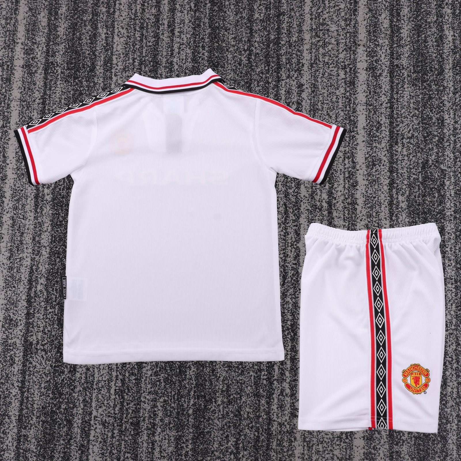 1998-99 Manchester United Commemorative Retro Jersey - Kids