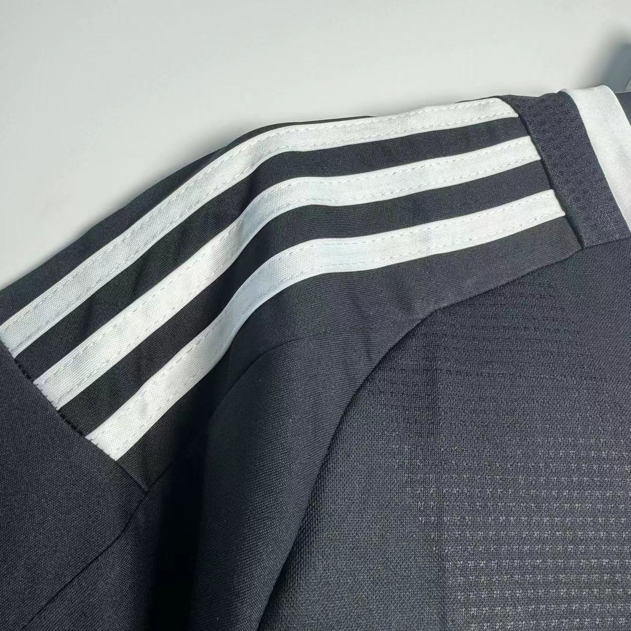 2008-09 Real Madrid Away Retro Jersey