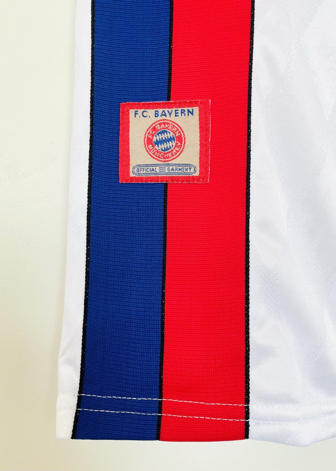 1997-98 Bayern Munich Away Retro Jersey