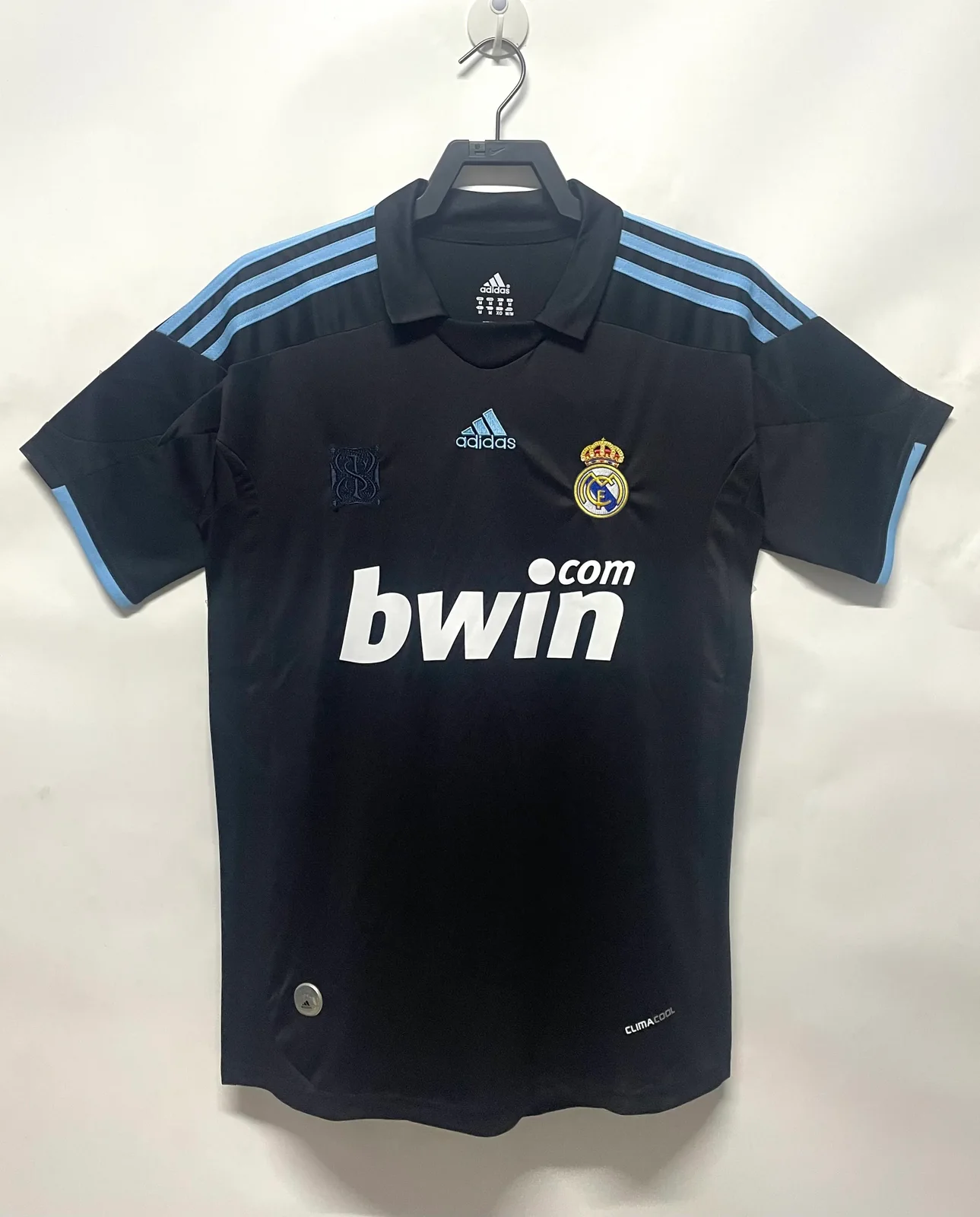 2009-10 Real Madrid Home Retro Jersey