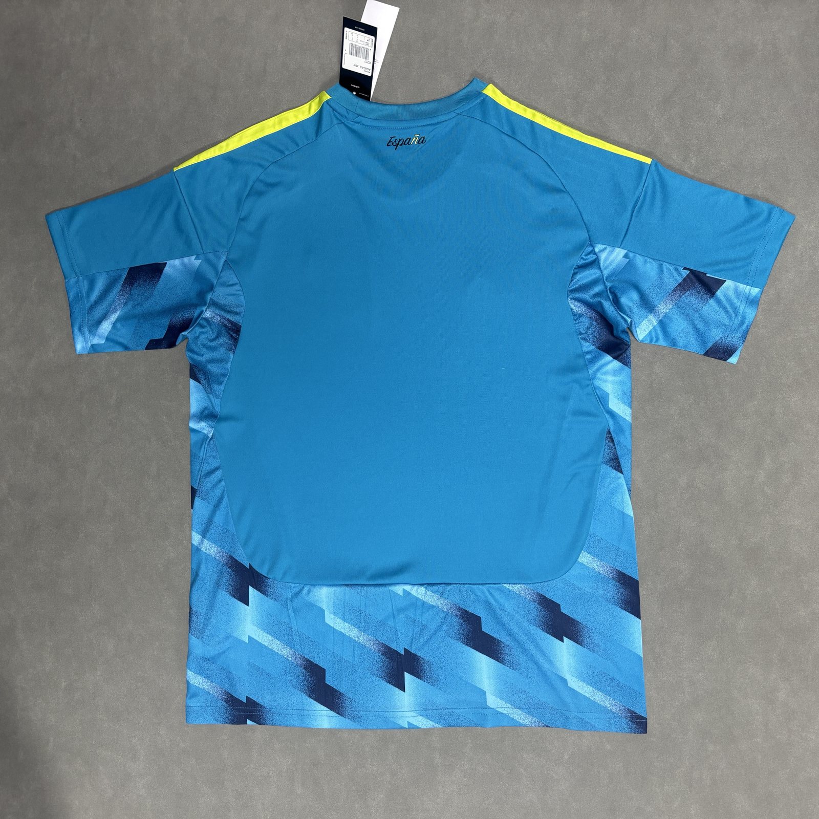 2026-27 Spain Training Jersey – Fan Version