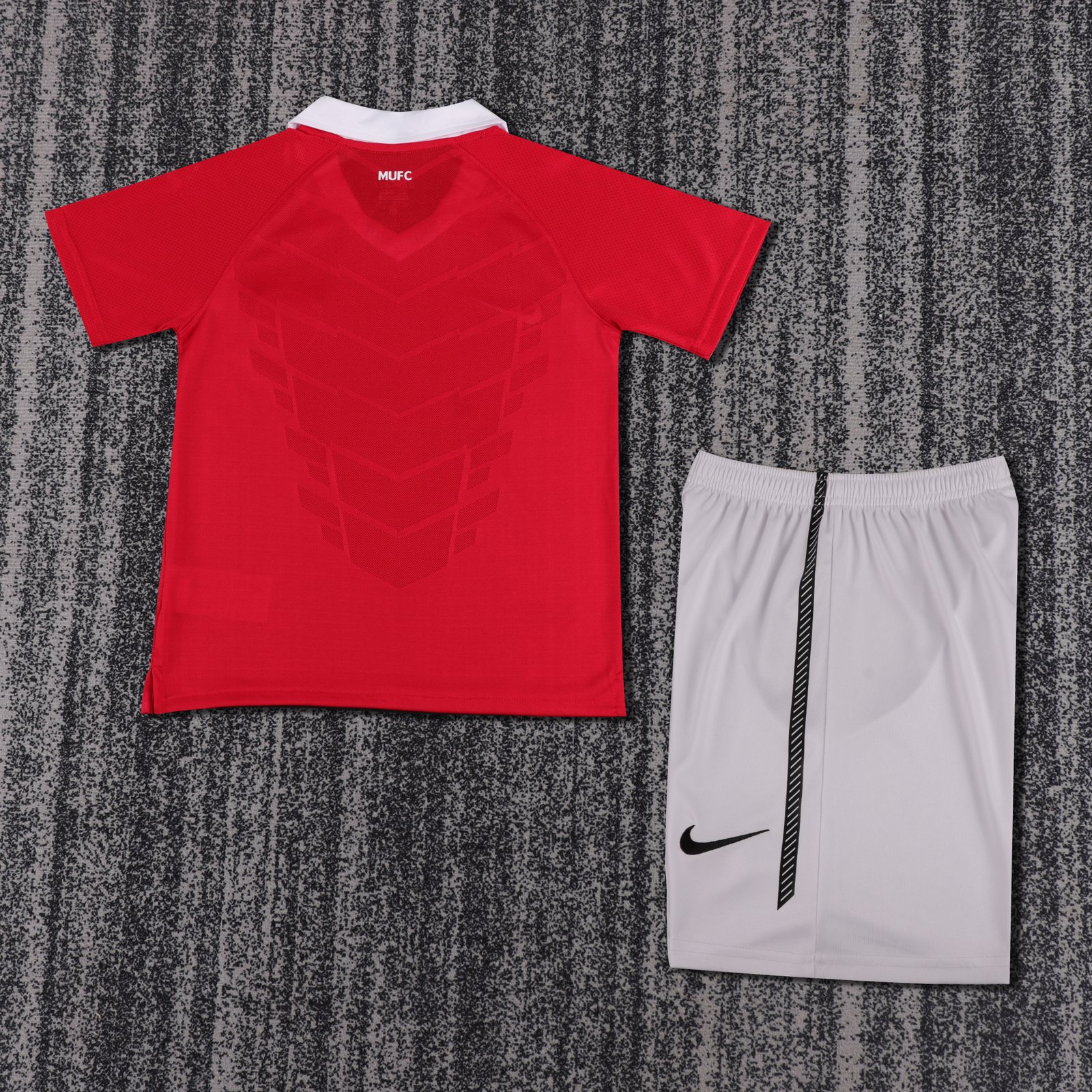 2010-11 Manchester United Home Retro Shirt - Kids Sizes