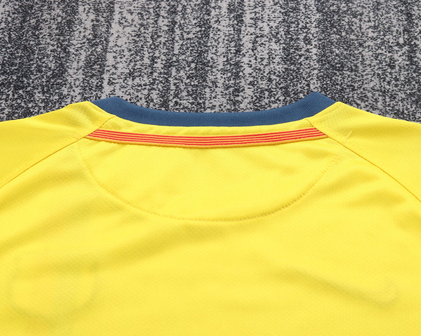 2008-09 Barcelona Away Retro Shirt - Kids Sizes