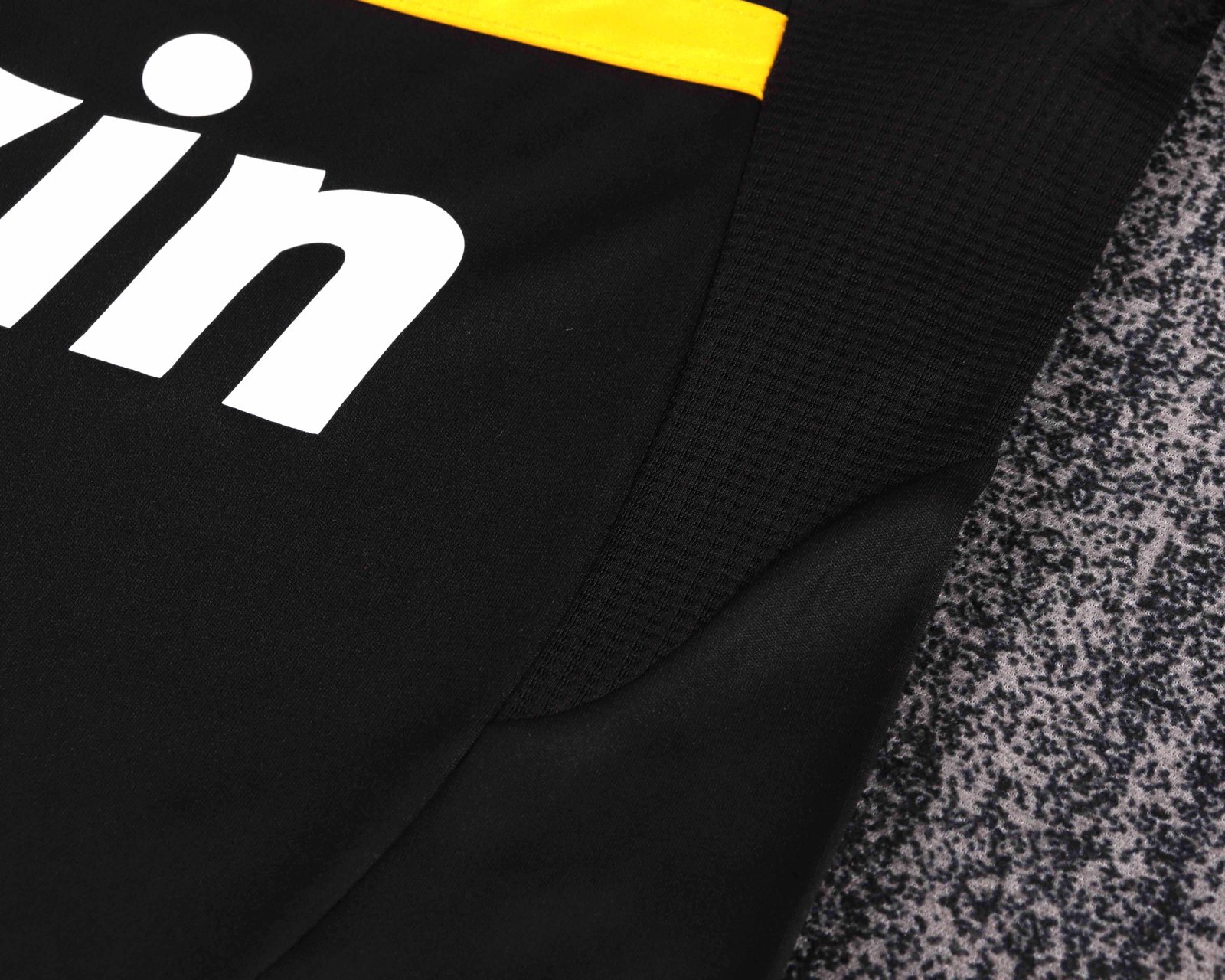 2011-12 Real Madrid Goalkeeper Retro Black Shirt - Kids