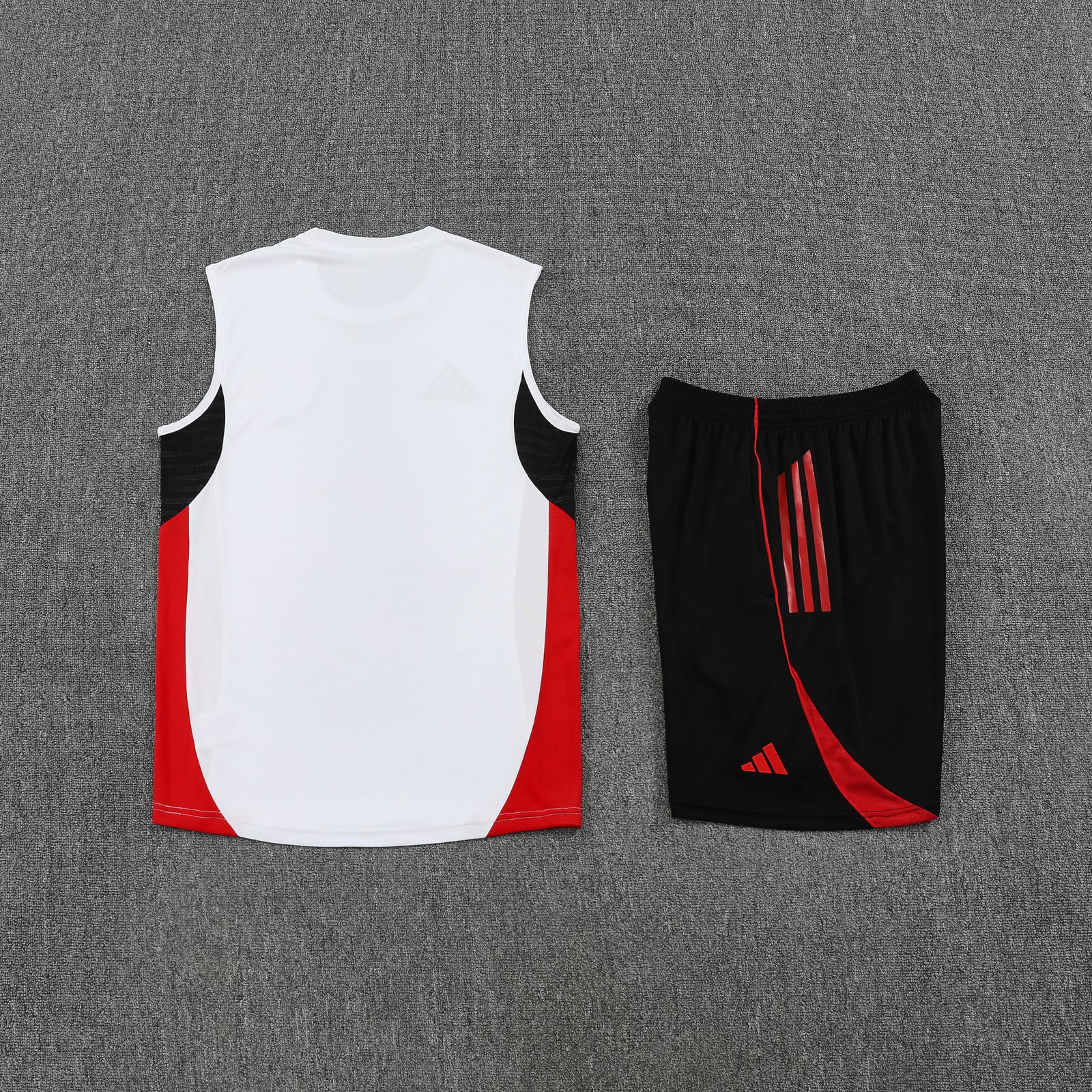 2025-26 Manchester United training vest jersey