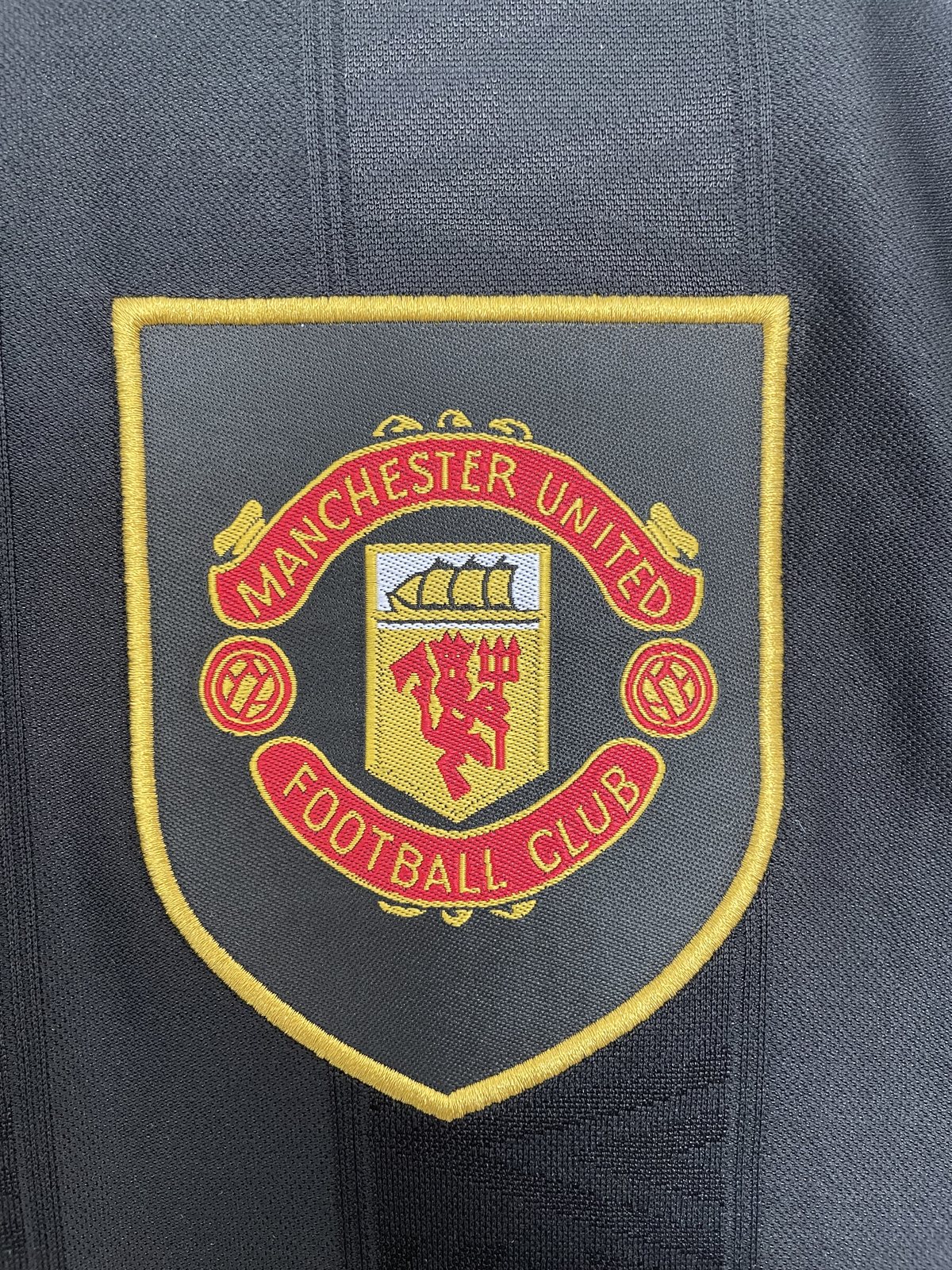 1993-94 Manchester United Away Black Long Sleeve Retro Shirt