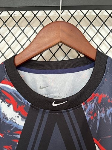 2026 England Goalkeeper Jersey - Fan Edition