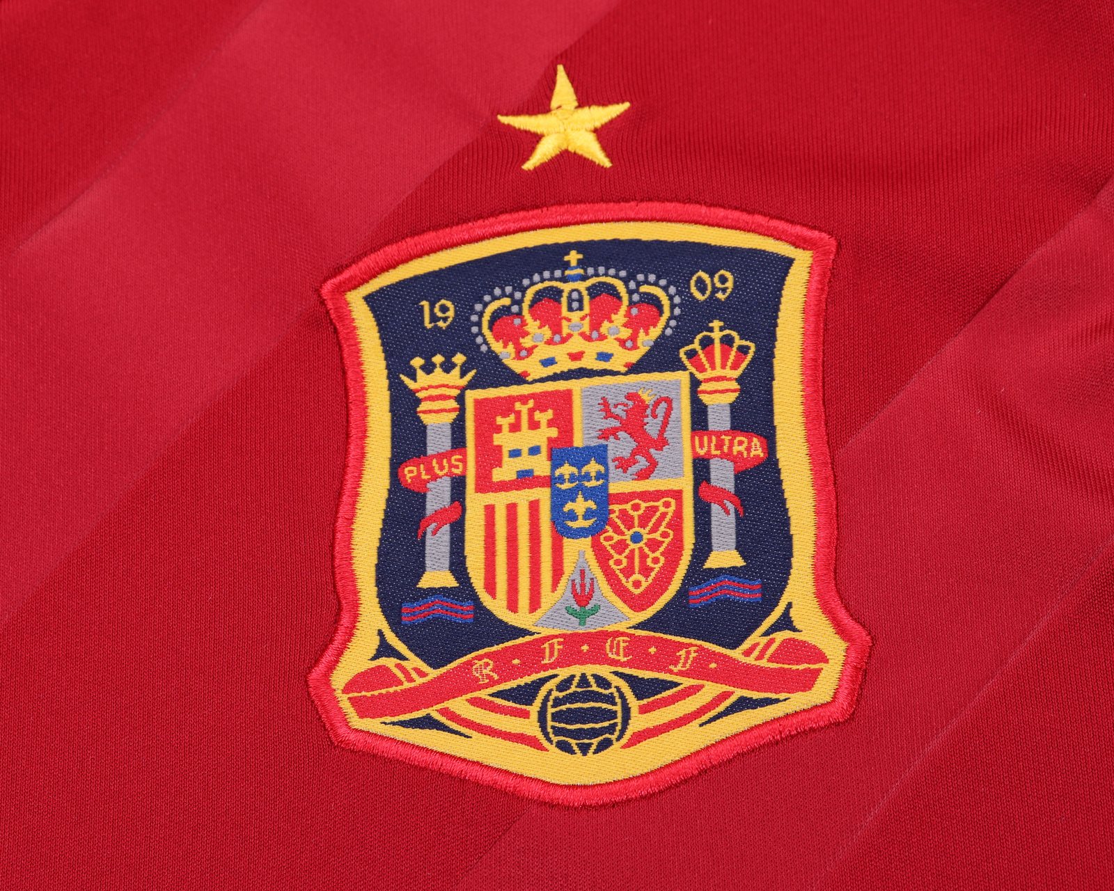 2012 Spain Home Retro Jersey – Kids