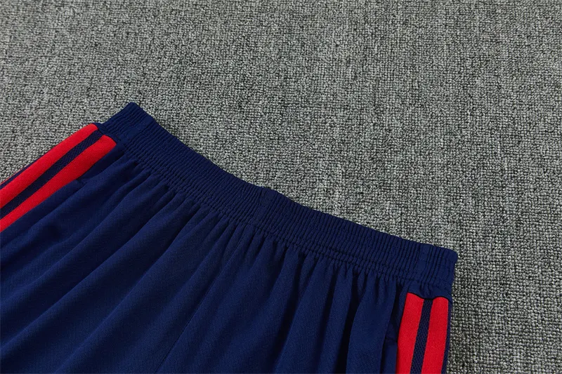 2026-27 Bayern Munich Beige Short-Sleeve Training Jersey