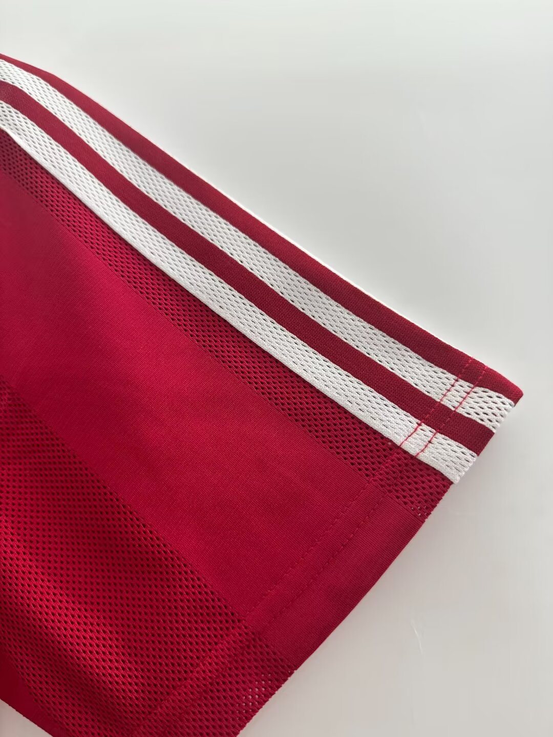 1995-96 Liverpool Home Retro Jersey