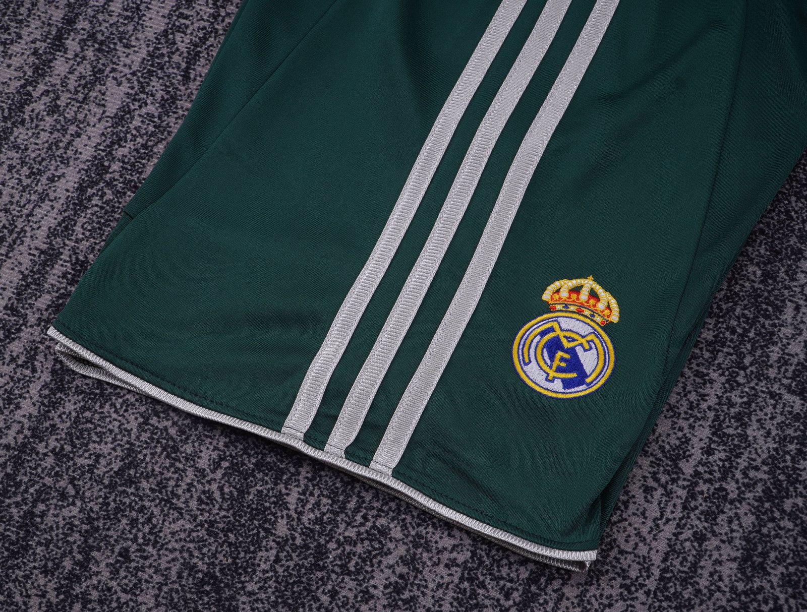 2012-13 Real Madrid Second Away Kit – Kids