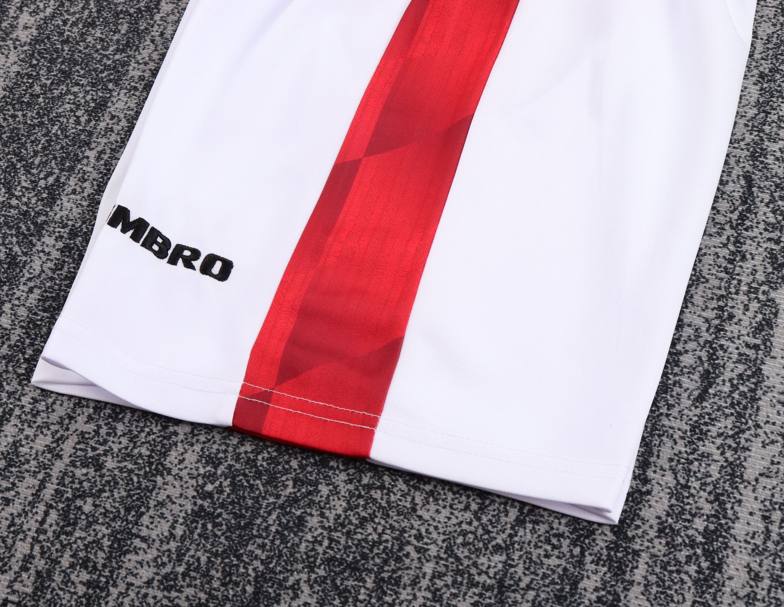 1996-97 Manchester United Home Retro Jersey - Kids