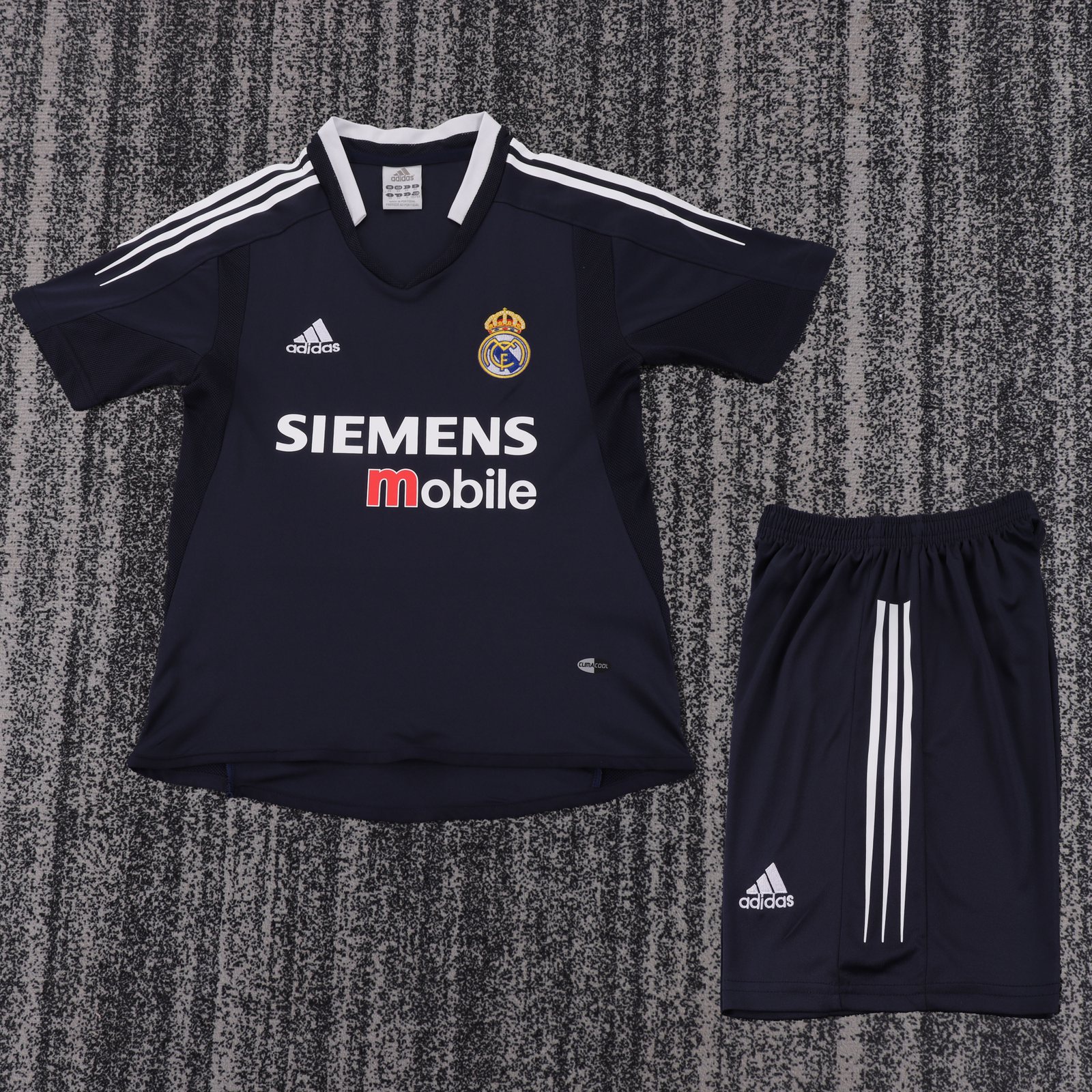 2004-05 Real Madrid Away Shirt – Kids'