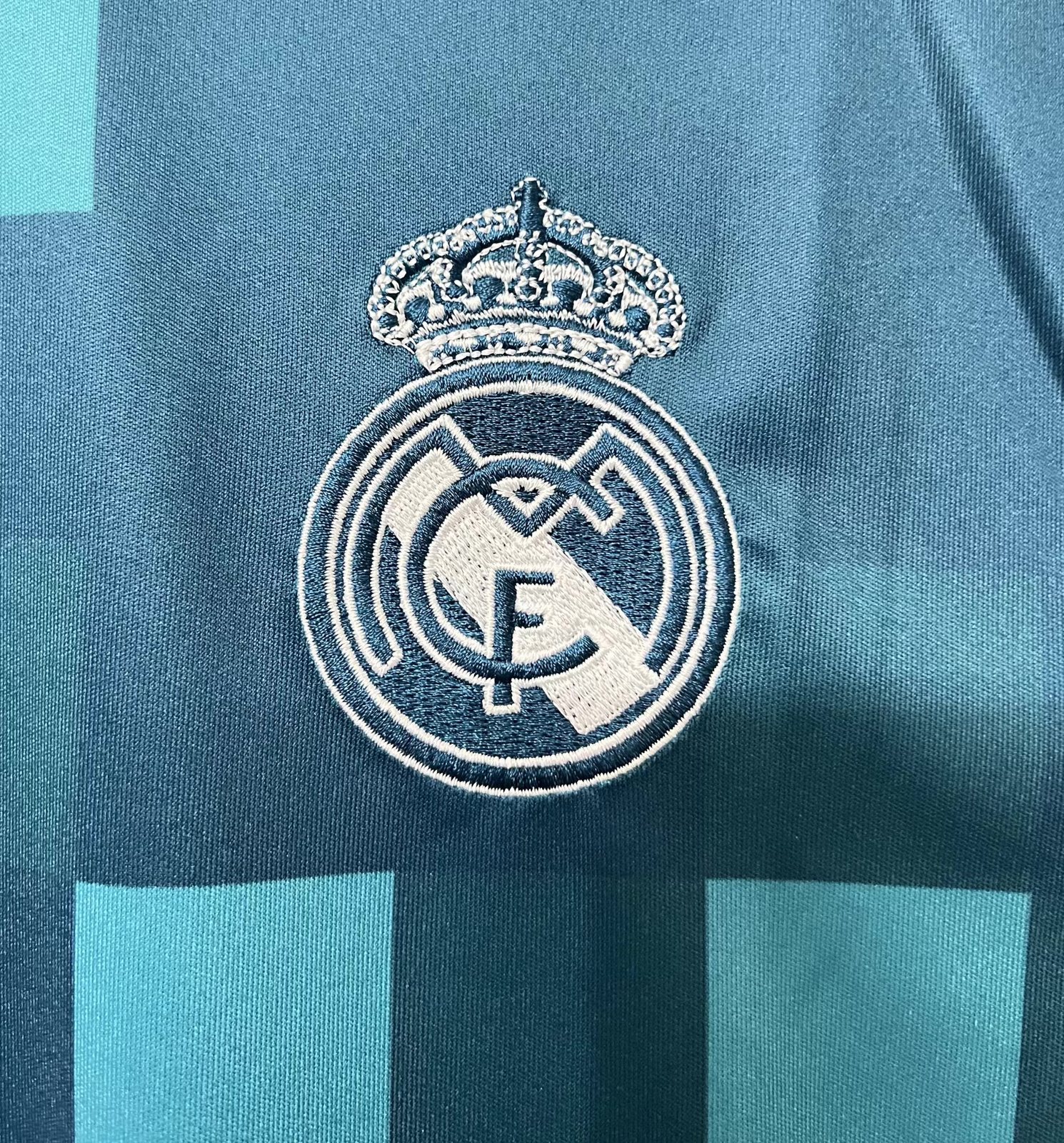 2017-18 Real Madrid Second Away Retro Jersey