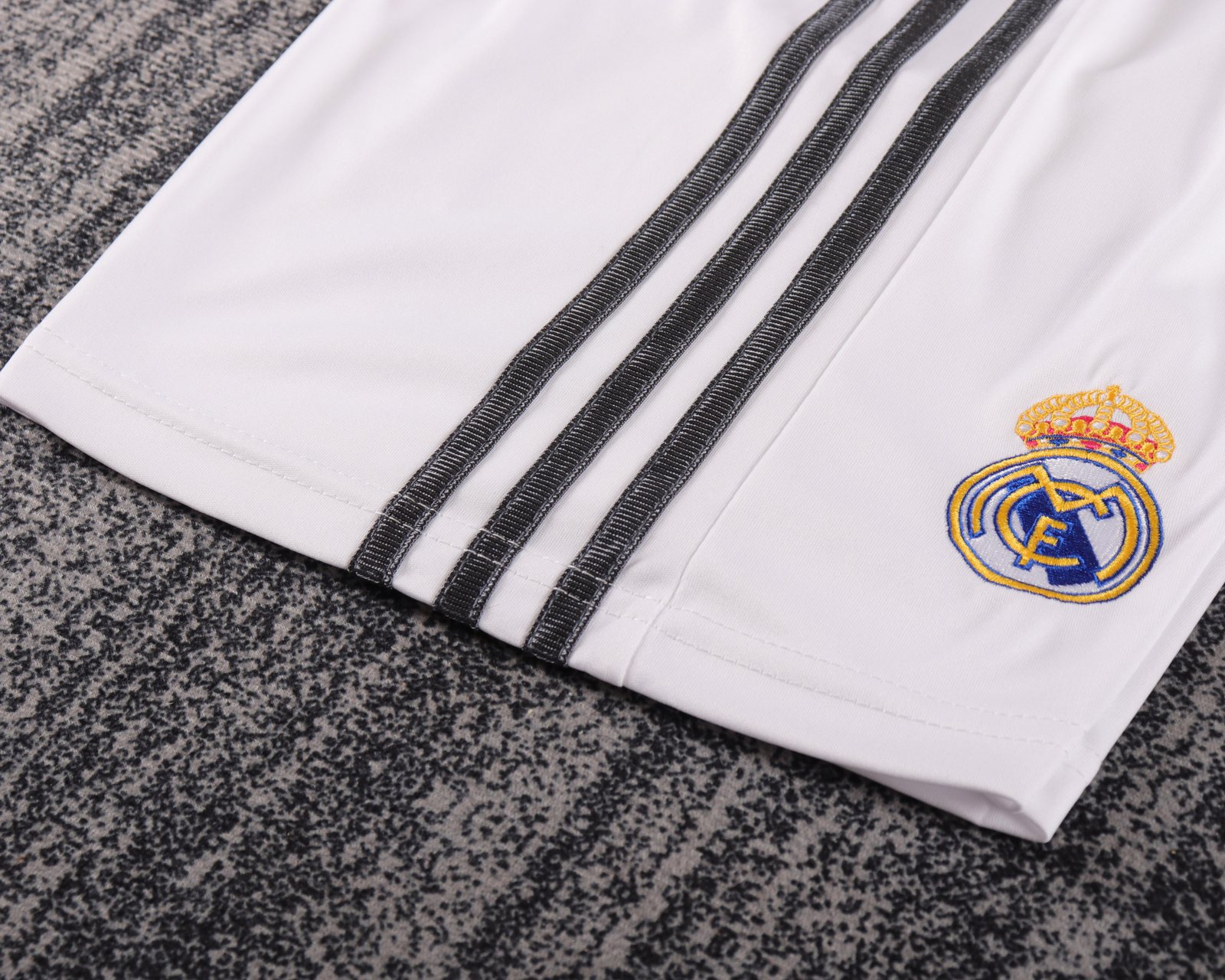 2013-14 Real Madrid Home Retro Shirt - Kids Sizes