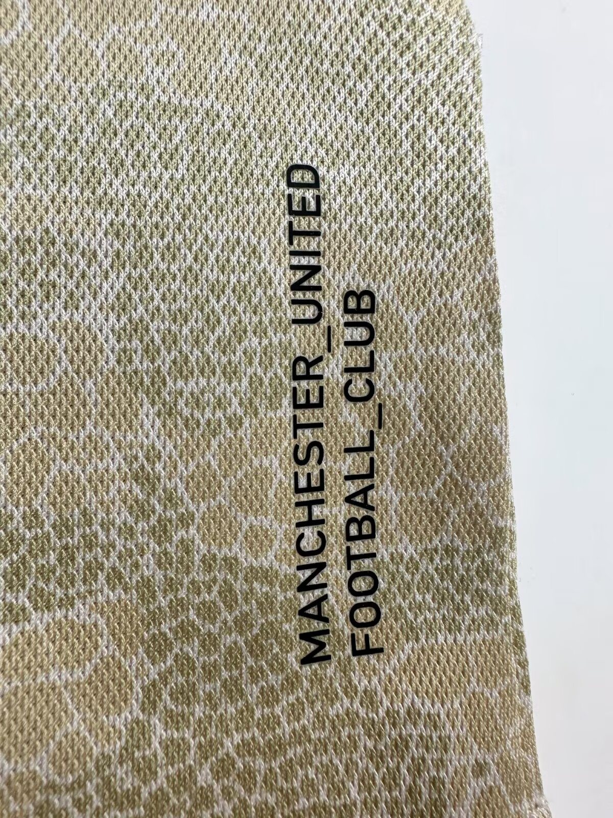 2019–20 Manchester United Retro Away Kit