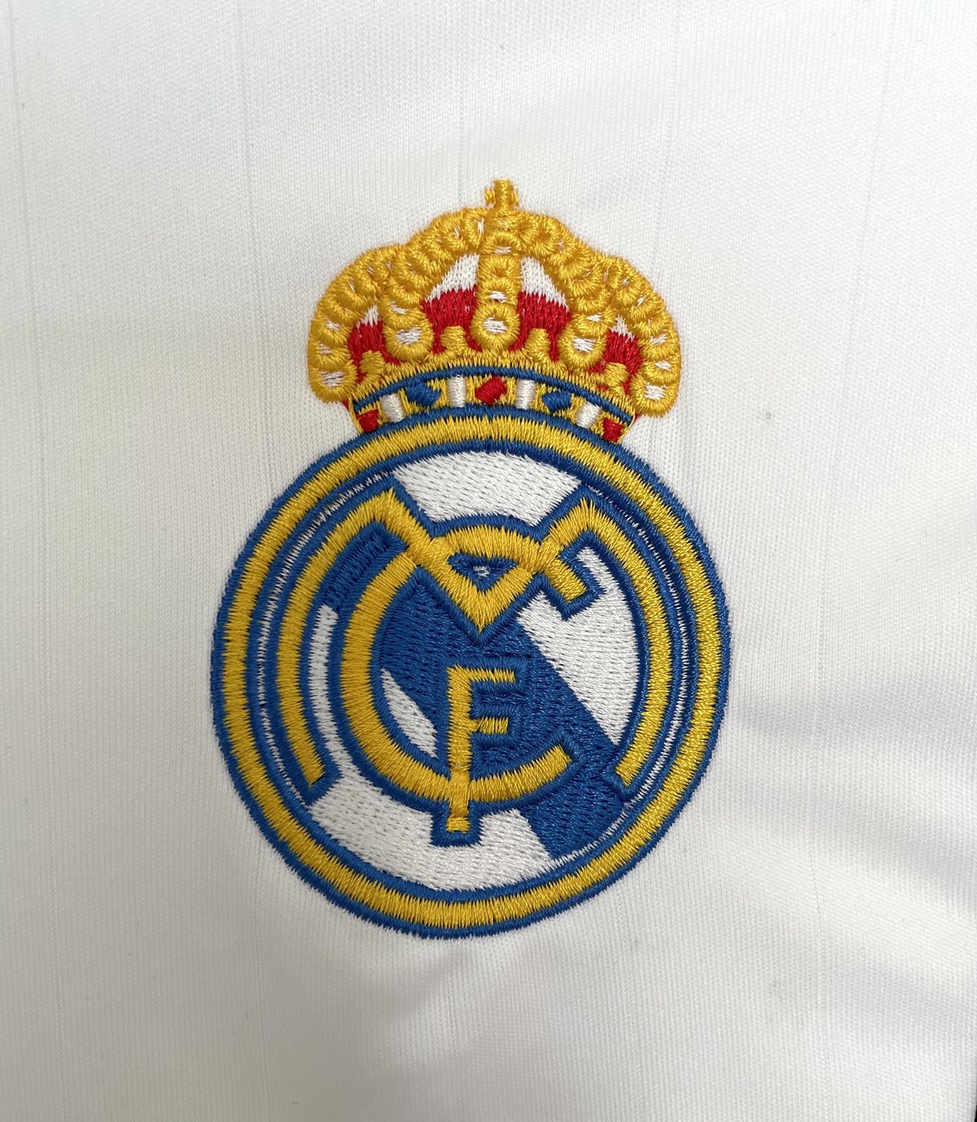 2006-07 Real Madrid Home Long-Sleeve Retro Jersey